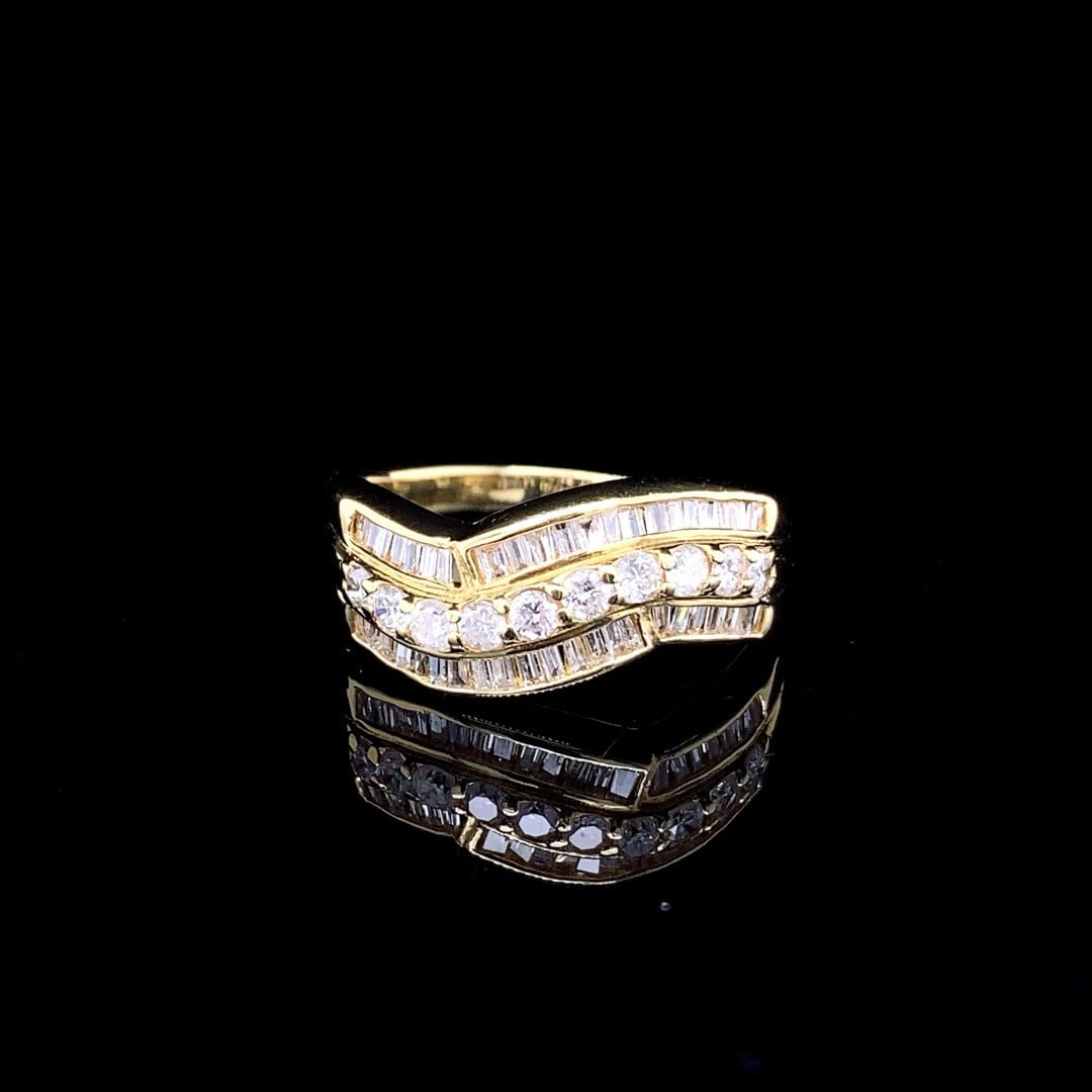 14k Gold 0.78 Ct Natural H Diamond Ring: Ref:230996037 // gold content:14k gold // ring size:7. 25us // // main gemstone:diamond // shape:multiply // carat weight:0. 78ct // clarity grade:vs-si // color:h // treatment:natural // Condition: