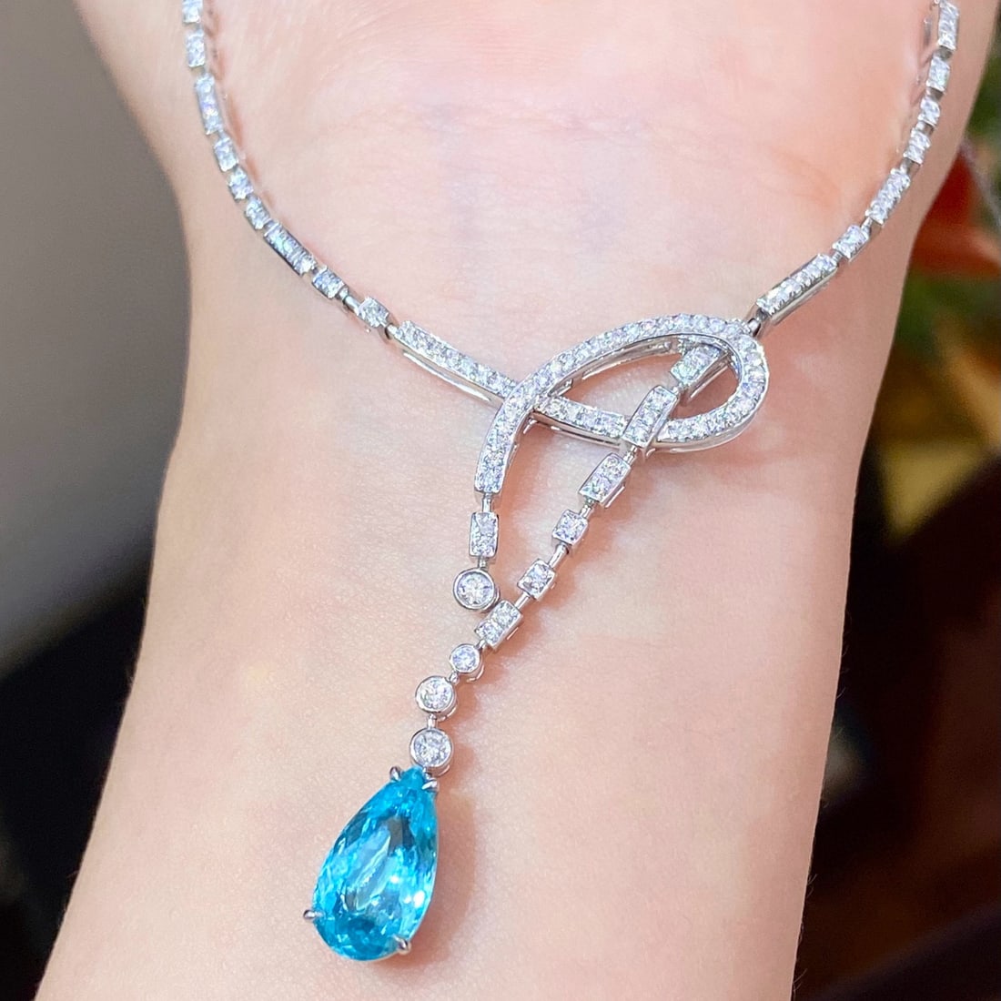 14k Gold 2.62 Ctw Natural Paraiba Tourmaline & Diamond Necklace - 4