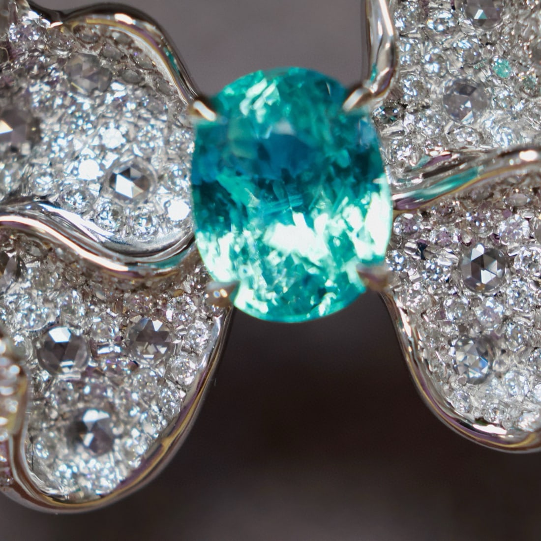 14k Gold 3.09 Ctw Natural Paraiba Tourmaline & Diamond Ring - 4