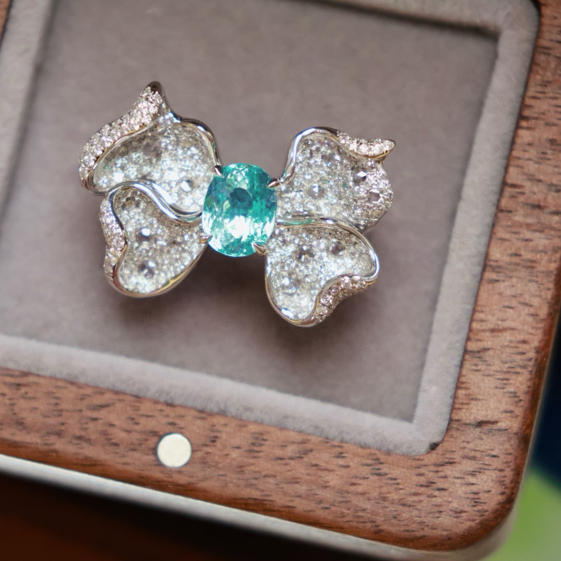 14k Gold 3.09 Ctw Natural Paraiba Tourmaline & Diamond Ring - 6