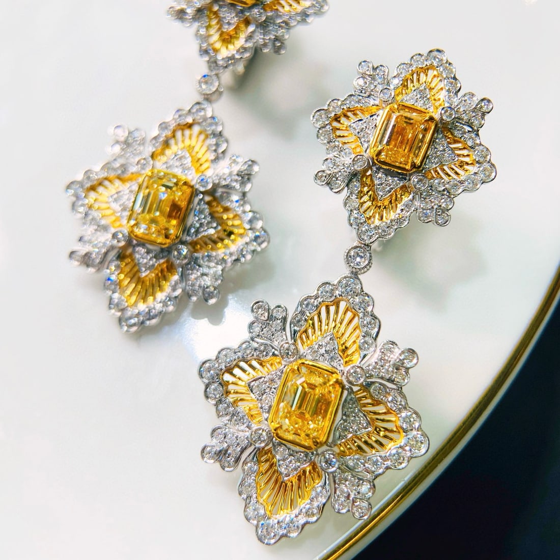 14k Gold 3.70 Ctw Natural Yellow Diamond & Diamond Earrings - 2