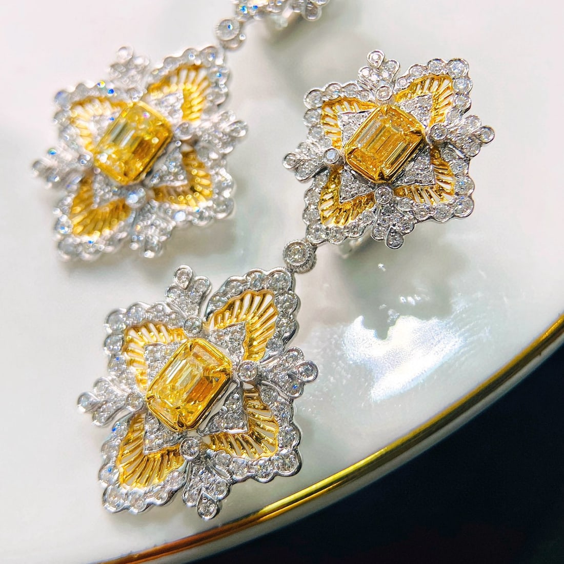 14k Gold 3.70 Ctw Natural Yellow Diamond & Diamond Earrings - 3
