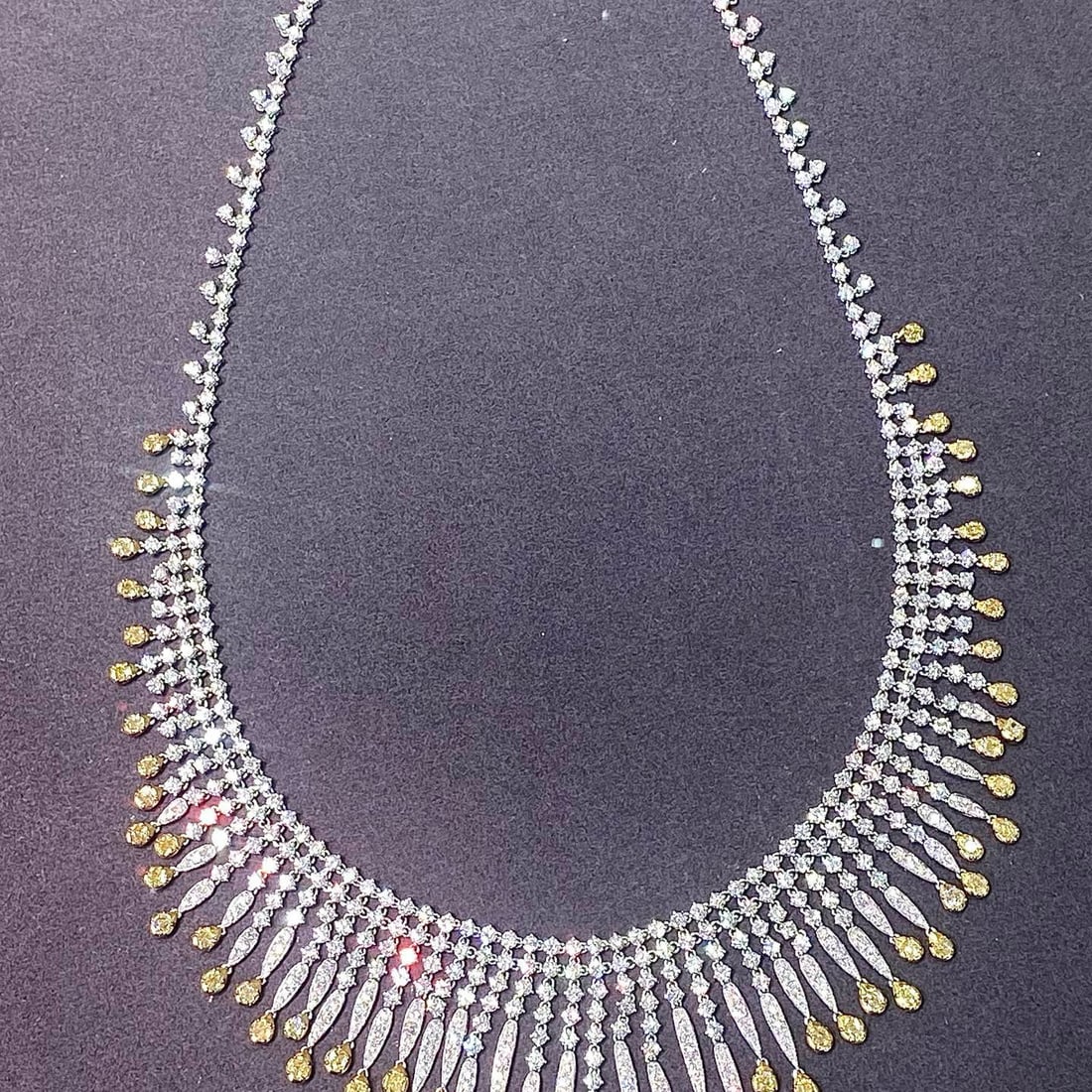 14k Gold 15.10 Ctw Natural Yellow Diamond & Diamond Necklace: Ref:230996056 // gold content:14k gold // main gemstone:yellow diamond // shape:round // carat weight:3. 55ct // color:yellow // treatment:natural // cut grade:g // // adjacent gemstone 2 : diamond