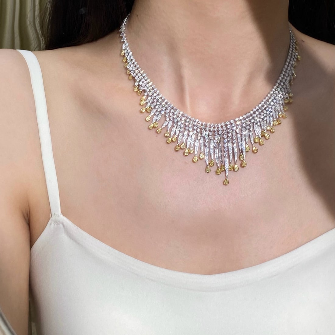 14k Gold 15.10 Ctw Natural Yellow Diamond & Diamond Necklace - 2