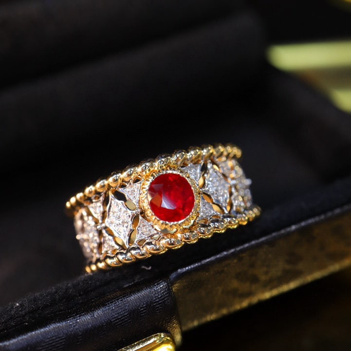 14k Gold 0.86 Ctw Natural Ruby & Diamond Ring: Ref:230996057 // gold content:14k gold // ring size:7. 25us // // main gemstone:ruby // shape:oval // carat weight:0. 74ct // color:pigeonblood red // treatment:natural // // adjacent gemstone 2 : dia