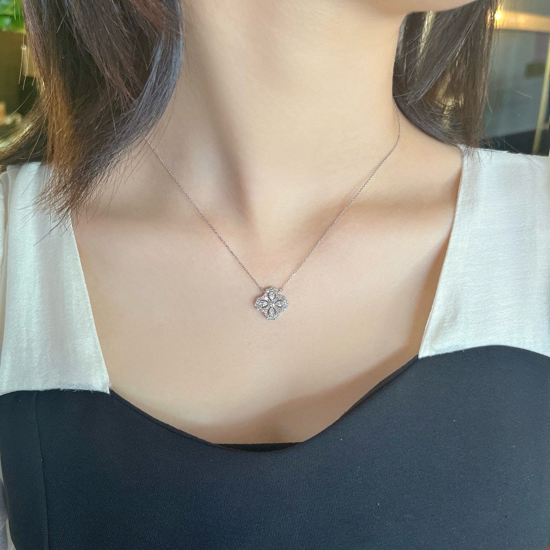 14k Gold 0.88 Ctw Natural H Diamond Necklace - 4