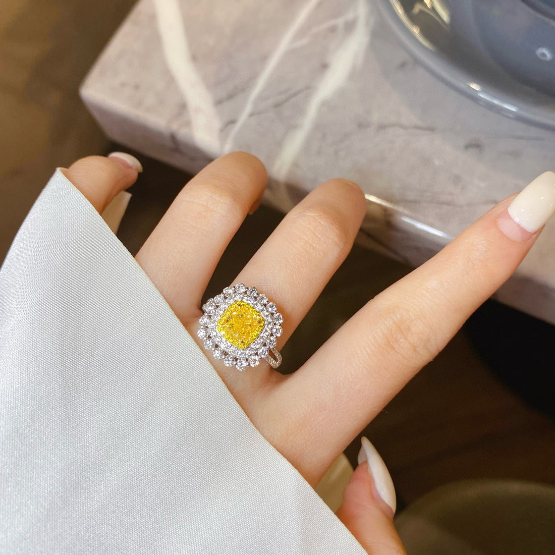 14k Gold 2.04 Ctw Natural Yellow Diamond & Diamond Ring/pendant( Without Chain ) - 2