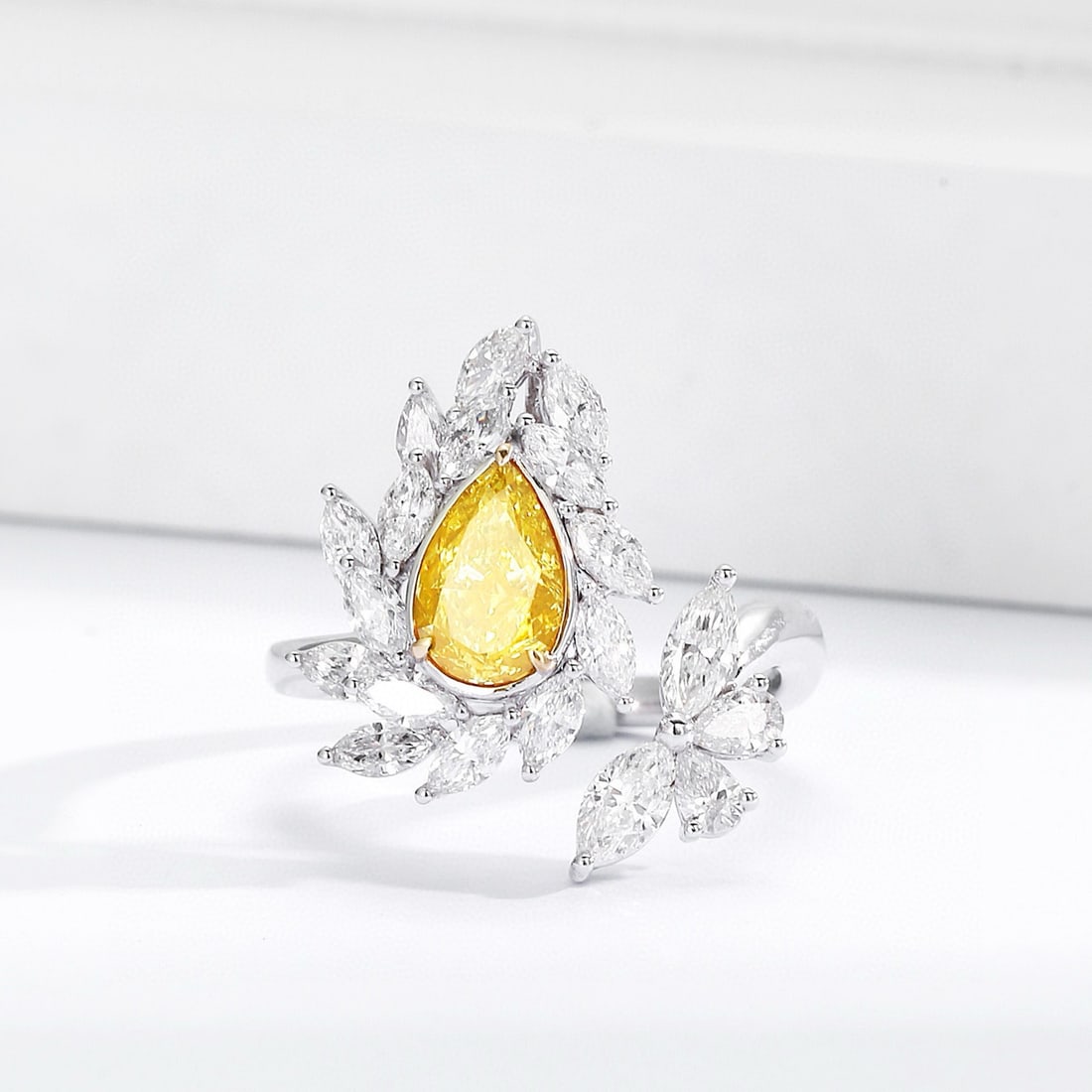 Gia Certified 14k Gold 2.49 Ctw Natural Yellow Diamond & Diamond Ring - 3