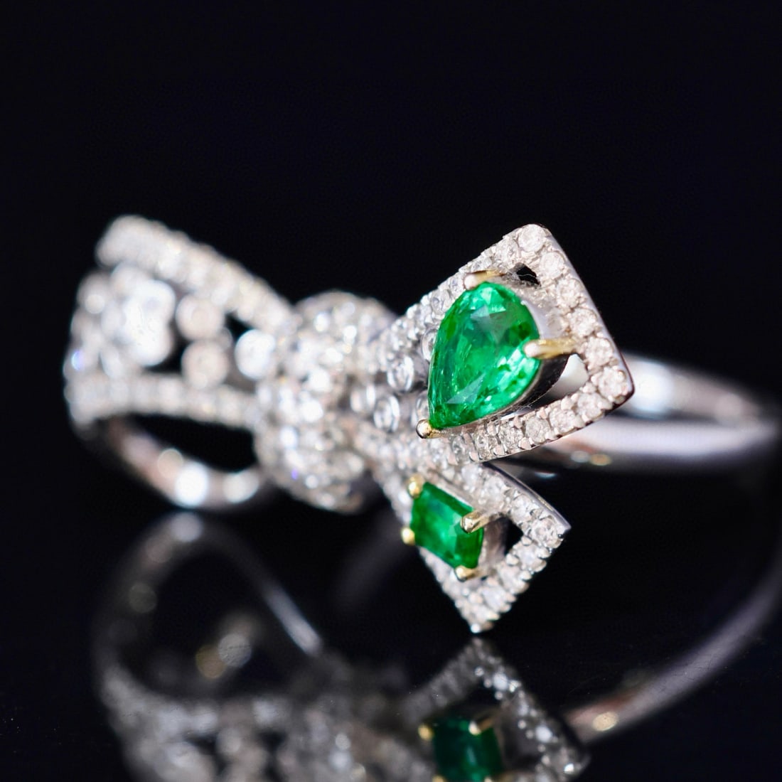 14k Gold 1.26 Ctw Vivid Green Natural Emerald & Diamond Ring - 5
