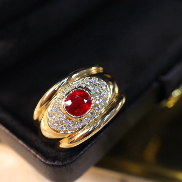 14k Gold 0.93 Ctw Natural Ruby & Diamond Ring: Ref:230996091 // gold content:14k gold // ring size:7. 25us // // main gemstone:ruby // shape:oval // carat weight:0. 58ct // color:pigeonblood red // treatment:natural // // adjacent gemstone 2 : dia