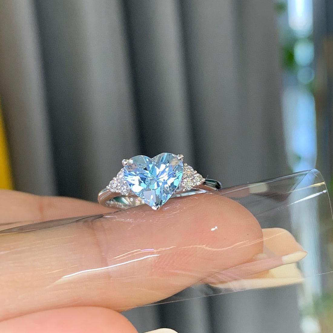 14k Gold 1.70 Ctw Natural Aquamarine & Diamond Ring - 3