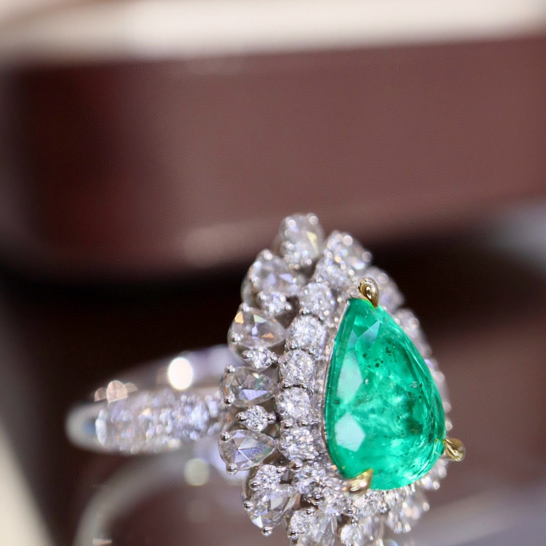 14k Gold 3.14 Ctw Natural Emerald & Diamond Ring - 2