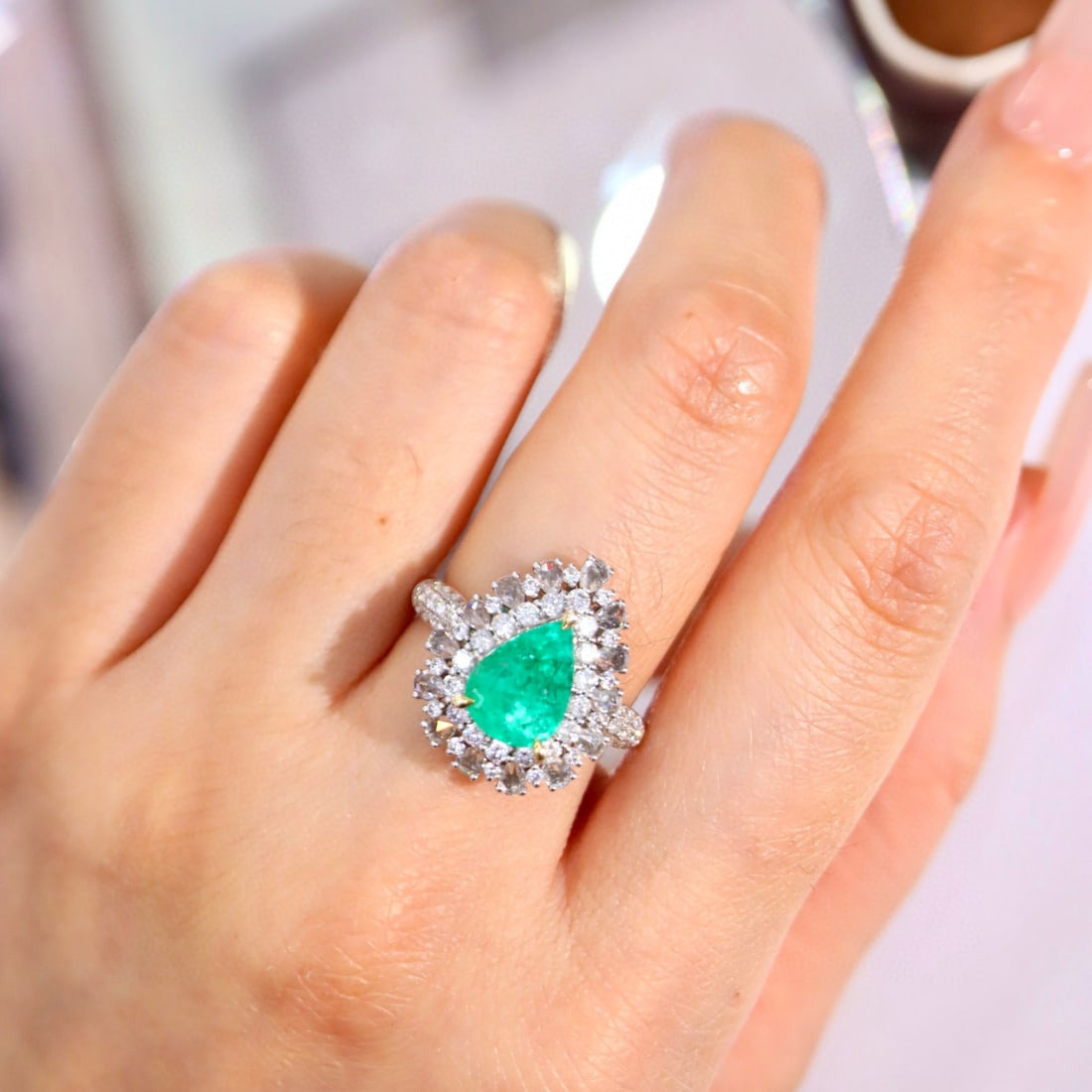 14k Gold 3.14 Ctw Natural Emerald & Diamond Ring - 3