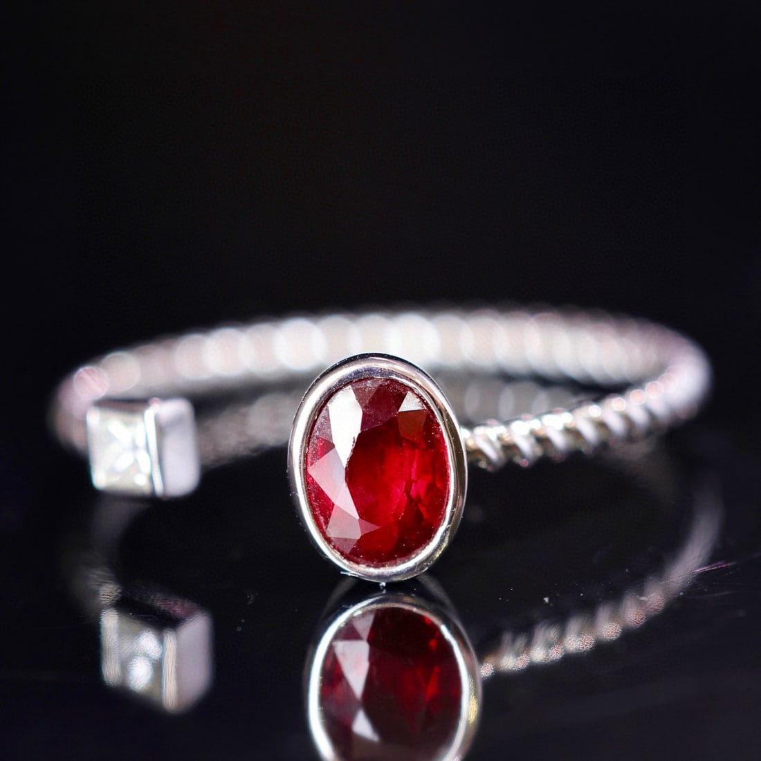 14k Gold 0.52 Ctw Natural Ruby & Diamond Ring - 2