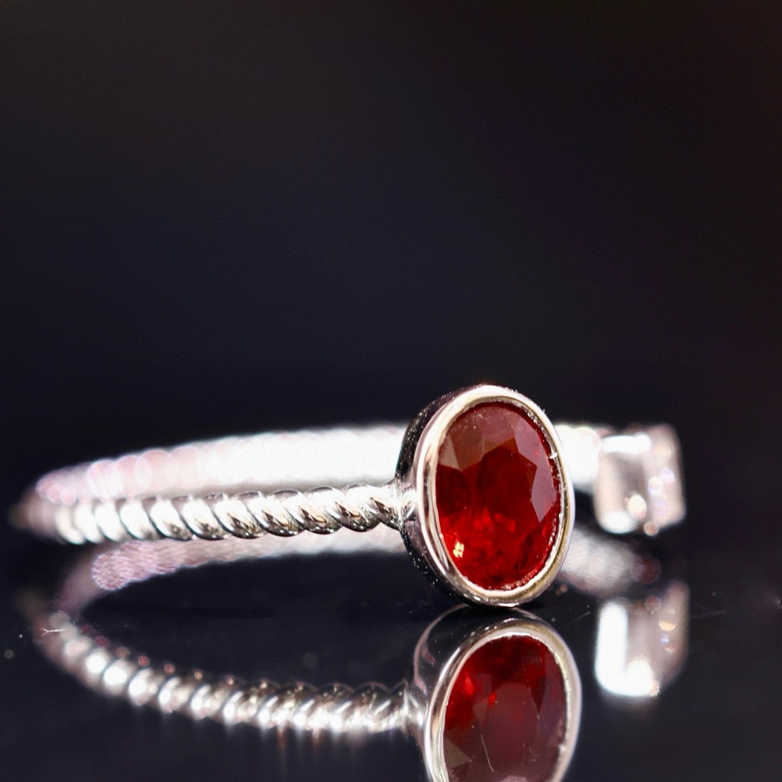 14k Gold 0.52 Ctw Natural Ruby & Diamond Ring - 3