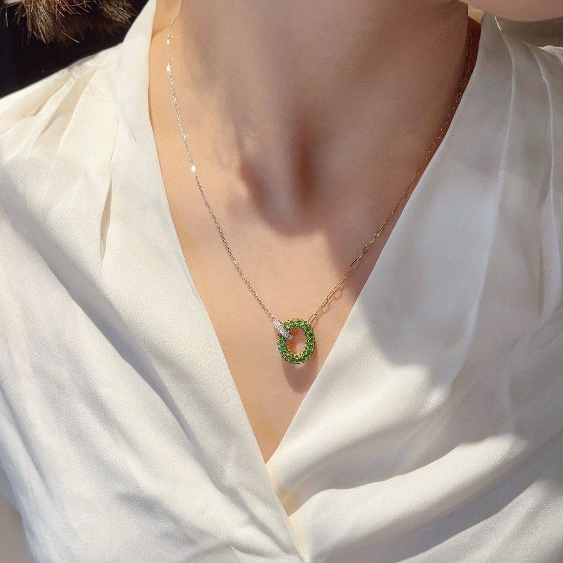 14k Gold 1.72 Ctw Natural Tsavorite & Diamond Necklace - 5