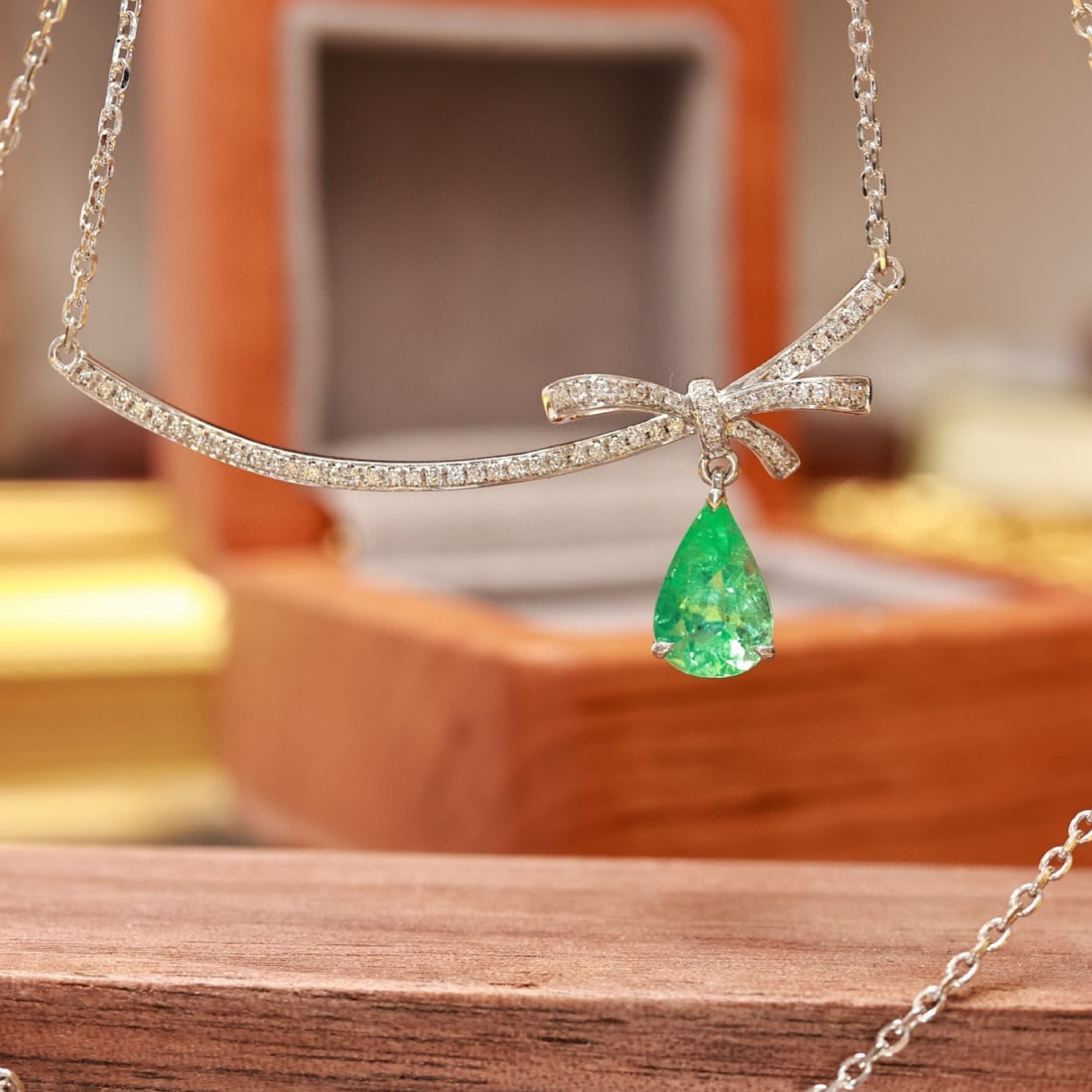 14k Gold 1.53 Ctw Natural Emerald & Diamond Necklace: Ref:230996152 // gold content:14k gold // main gemstone:emerald // shape:pear // carat weight:1. 3ct // color:green // treatment:natural // // adjacent gemstone 2 : diamond // shape:round // carat wei