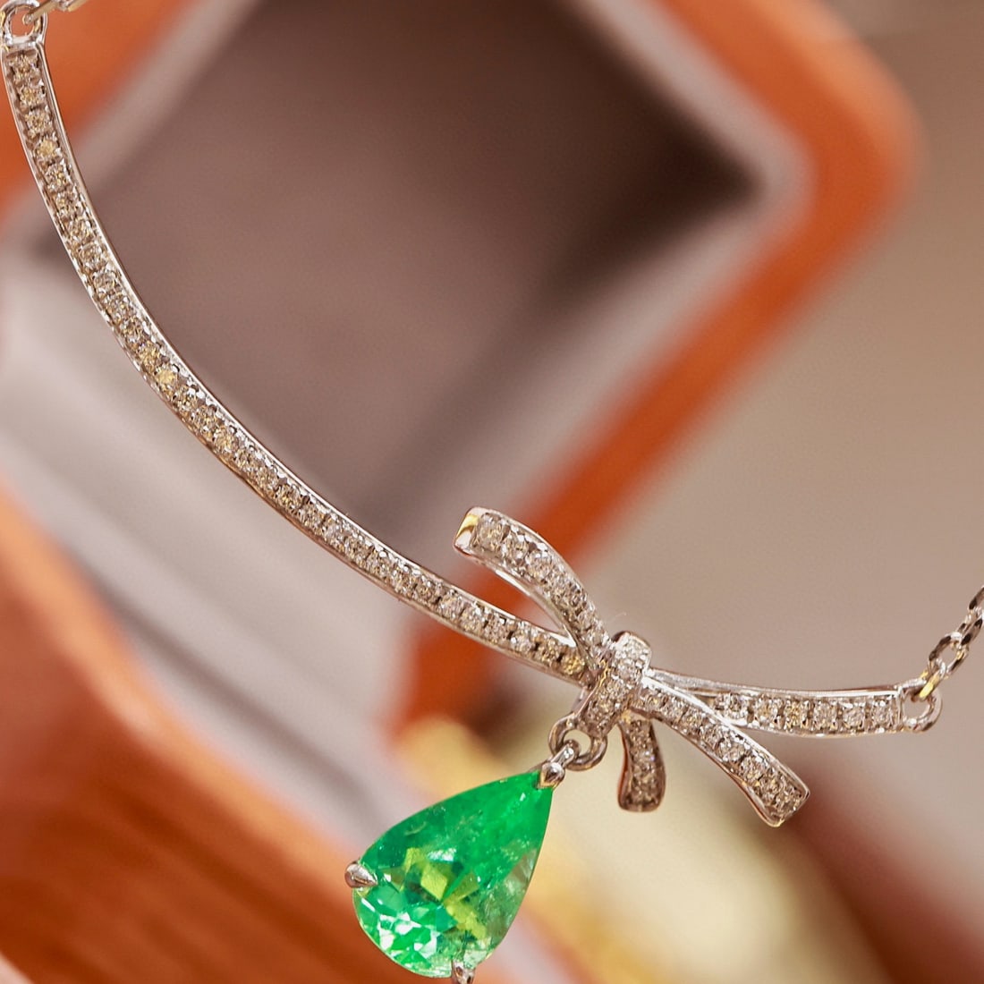 14k Gold 1.53 Ctw Natural Emerald & Diamond Necklace - 3