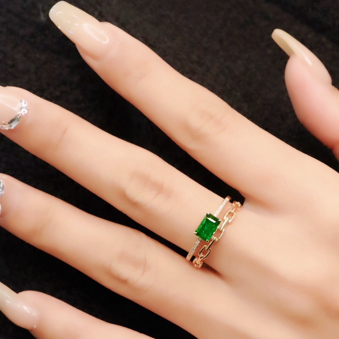 14k Gold 0.71 Ctw Vivid Green Natural Emerald & Diamond Ring - 4
