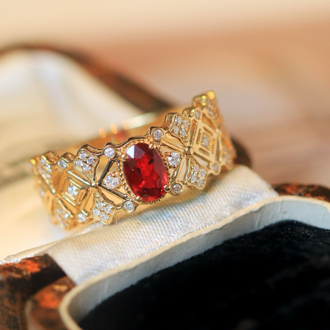 14k Gold 0.72 Ctw Natural Ruby & Diamond Ring - 3