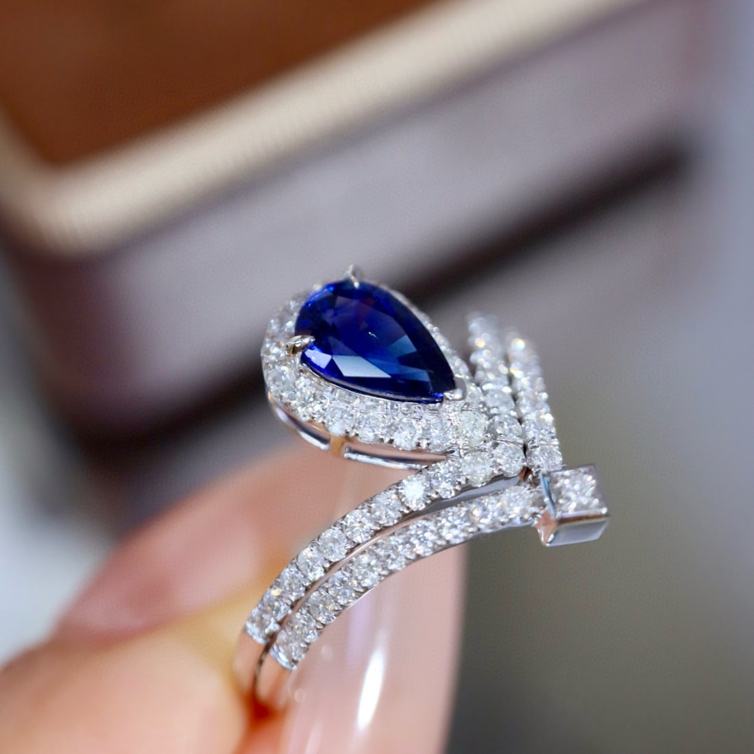 14k Gold 1.32 Ctw Natural Sapphire & Diamond Ring - 4