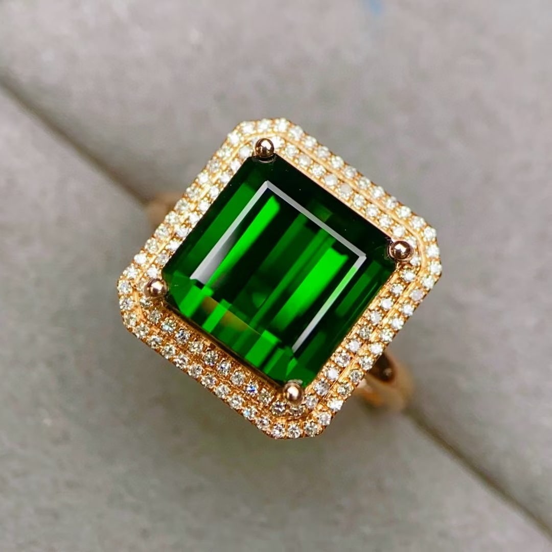 14k Gold 6.45 Ctw Natural Tourmaline & Diamond Ring: Ref:230996170 // gold content:14k gold // ring size:7. 25us // // main gemstone:tourmaline // shape:octagonal // carat weight:6. 15ct // color:green // treatment:natural // // adjacent gemstone 2 : di