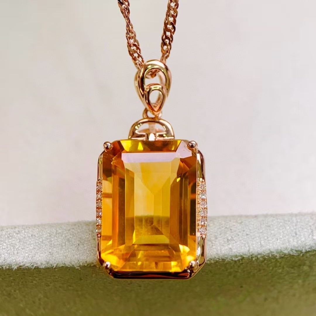 14k Gold 7.18 Ctw Natural Citrine & Diamond Pendant( Without Chain ): Ref:230996172 // gold content:14k gold // main gemstone:citrine // shape:octagonal // carat weight:7. 15ct // color:yellow // treatment:natural // // adjacent gemstone 2 : diamond // number of