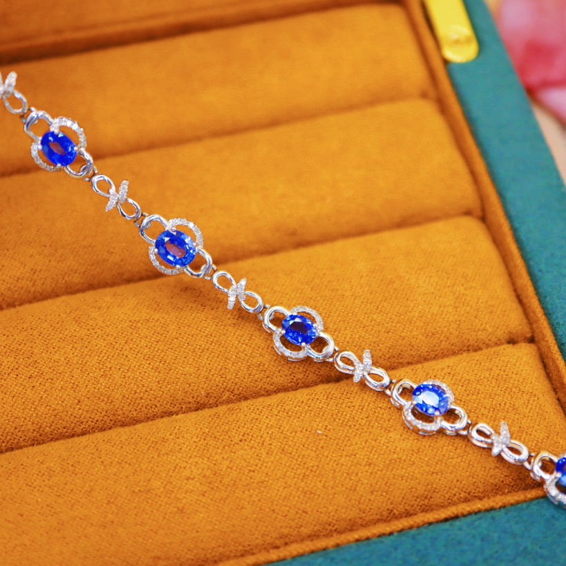 14k Gold 4.00 Ctw Natural Sapphire & Diamond Bracelet - 2