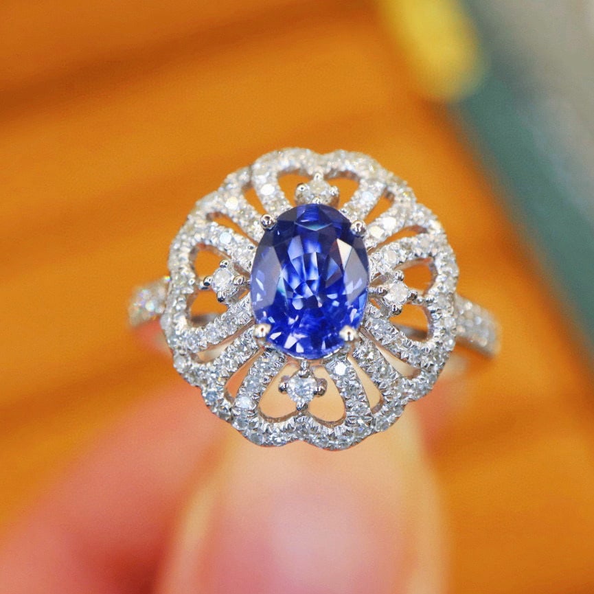 14k Gold 1.54 Ctw Natural Sapphire & Diamond Ring: Ref:230996176 // gold content:14k gold // ring size:7. 25us // // main gemstone:sapphire // shape:oval // carat weight:1. 18ct // color:cornflower blue // treatment:natural // // adjacent gemstone 2