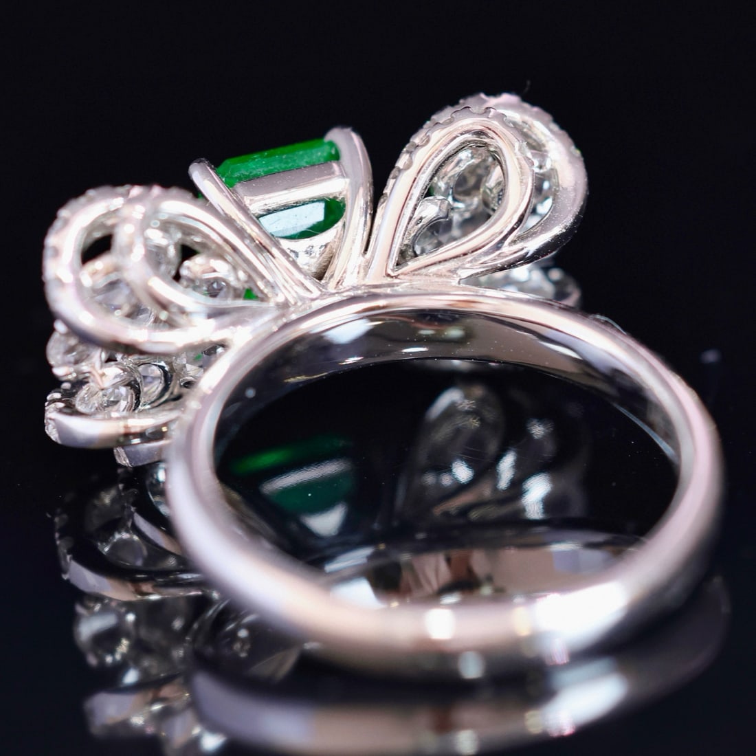 14k Gold 1.93 Ctw Vivid Green Natural Emerald & Diamond Ring - 3