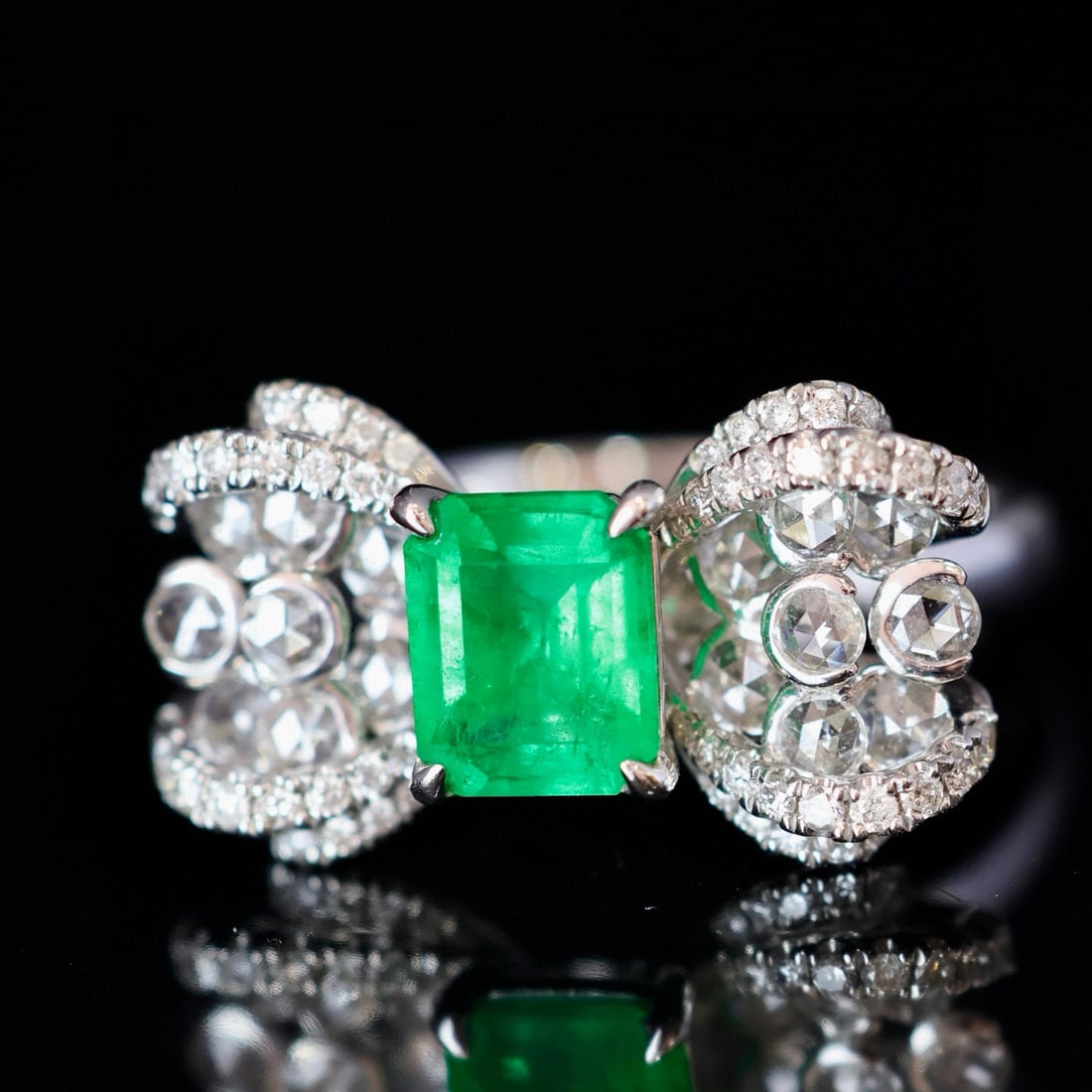 14k Gold 1.93 Ctw Vivid Green Natural Emerald & Diamond Ring - 4