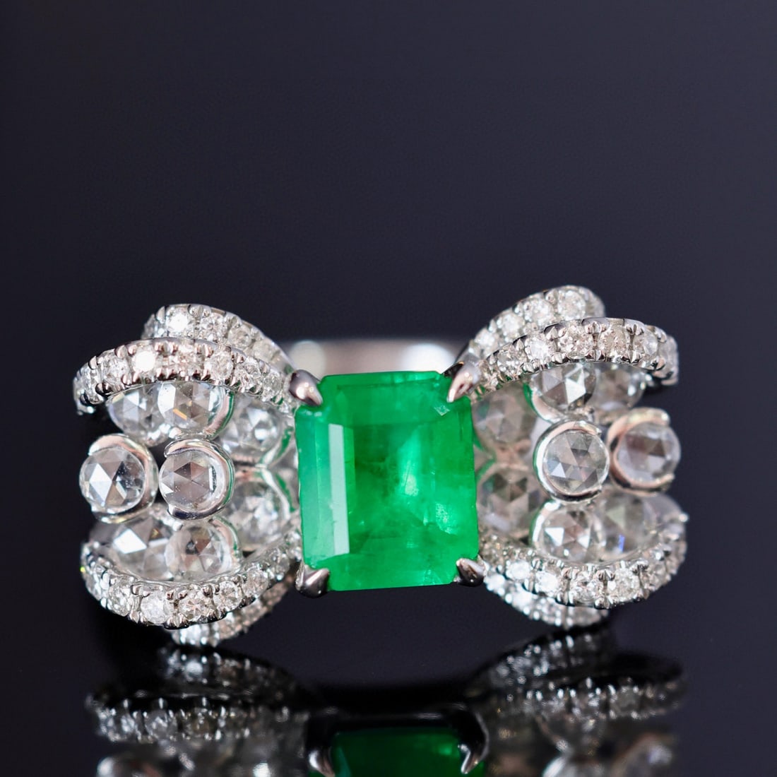 14k Gold 1.93 Ctw Vivid Green Natural Emerald & Diamond Ring - 5
