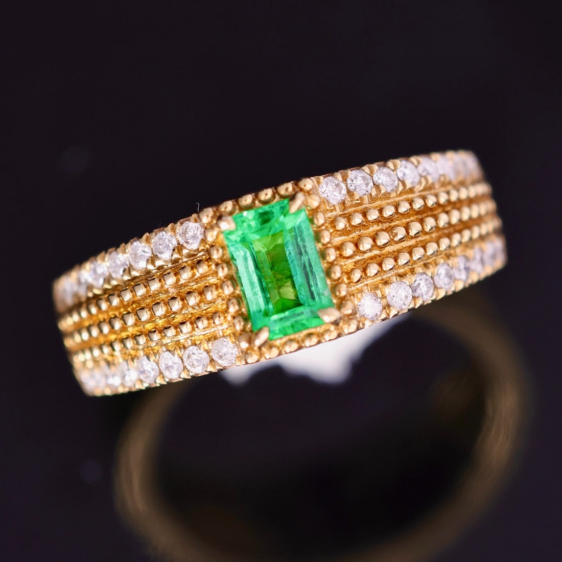 14k Gold 0.83 Ctw Vivid Green Natural Emerald & Diamond Ring: Ref:230996181 // gold content:14k gold // ring size:7. 25us // // main gemstone:emerald // shape:octagonal // carat weight:0. 54ct // color:vivid green // treatment:natural // // adjacent gemstone 2 :