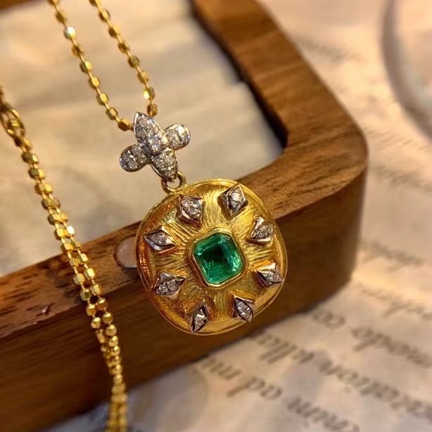 14k Gold 0.5 Ct Vivid Green Natural Emerald & Diamond Pendant( Without Chain ) - 4