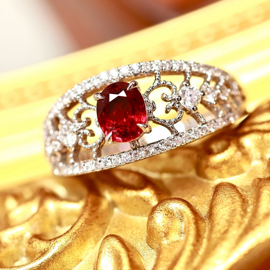 14k Gold 0.84 Ctw Natural Ruby & Diamond Ring - 6