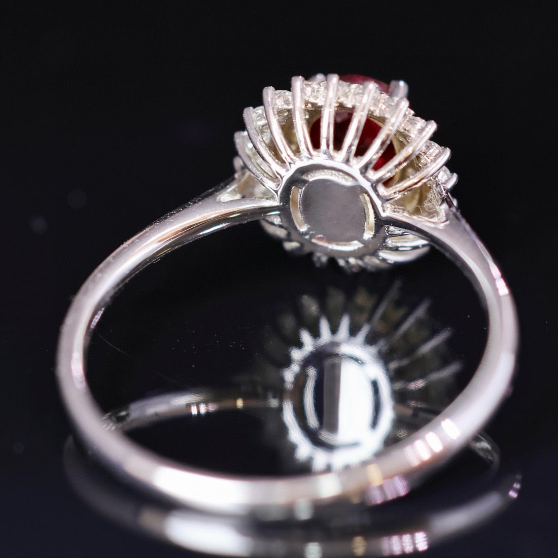 14k Gold 0.86 Ctw Natural Ruby & Diamond Ring - 6