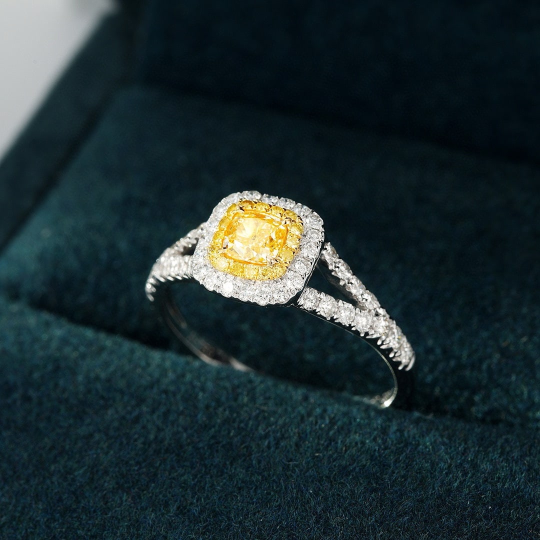 14k Gold 0.63 Ctw Natural Yellow Diamond & Diamond Ring: Ref:230996193 // gold content:14k gold // ring size:7. 25us // // main gemstone:yellow diamond // shape:cushion // carat weight:0. 3ct // color:yellow // treatment:natural // // adjacent gemstone 2 : 