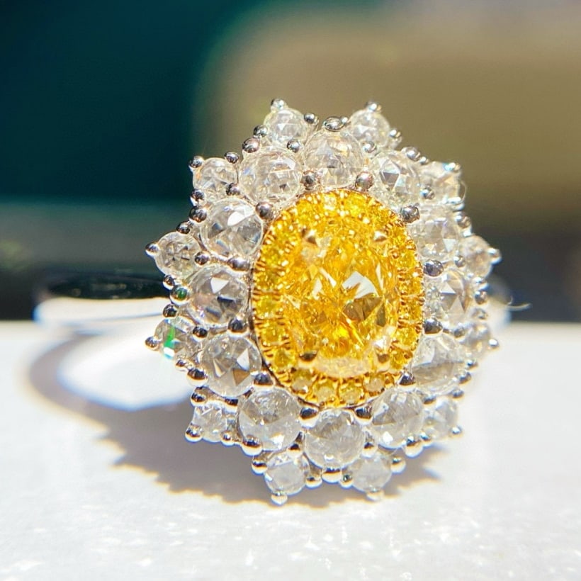 14k Gold 0.98 Ctw Natural Yellow Diamond & Diamond Ring - 2