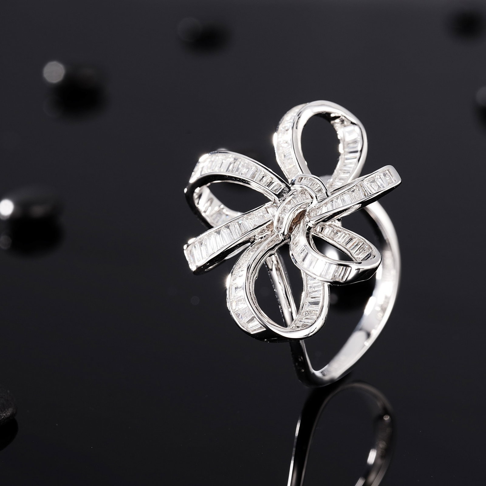 14k Gold 0.90 Ct Natural H Diamond Ring - 2