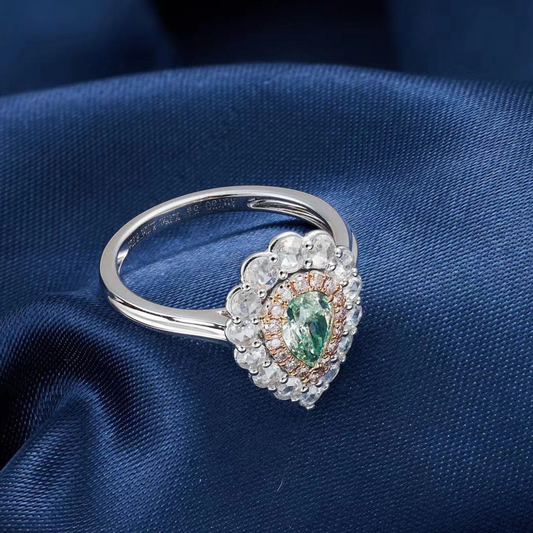 14k Gold 0.99 Ctw Natural Green Diamond & Diamond Ring - 2