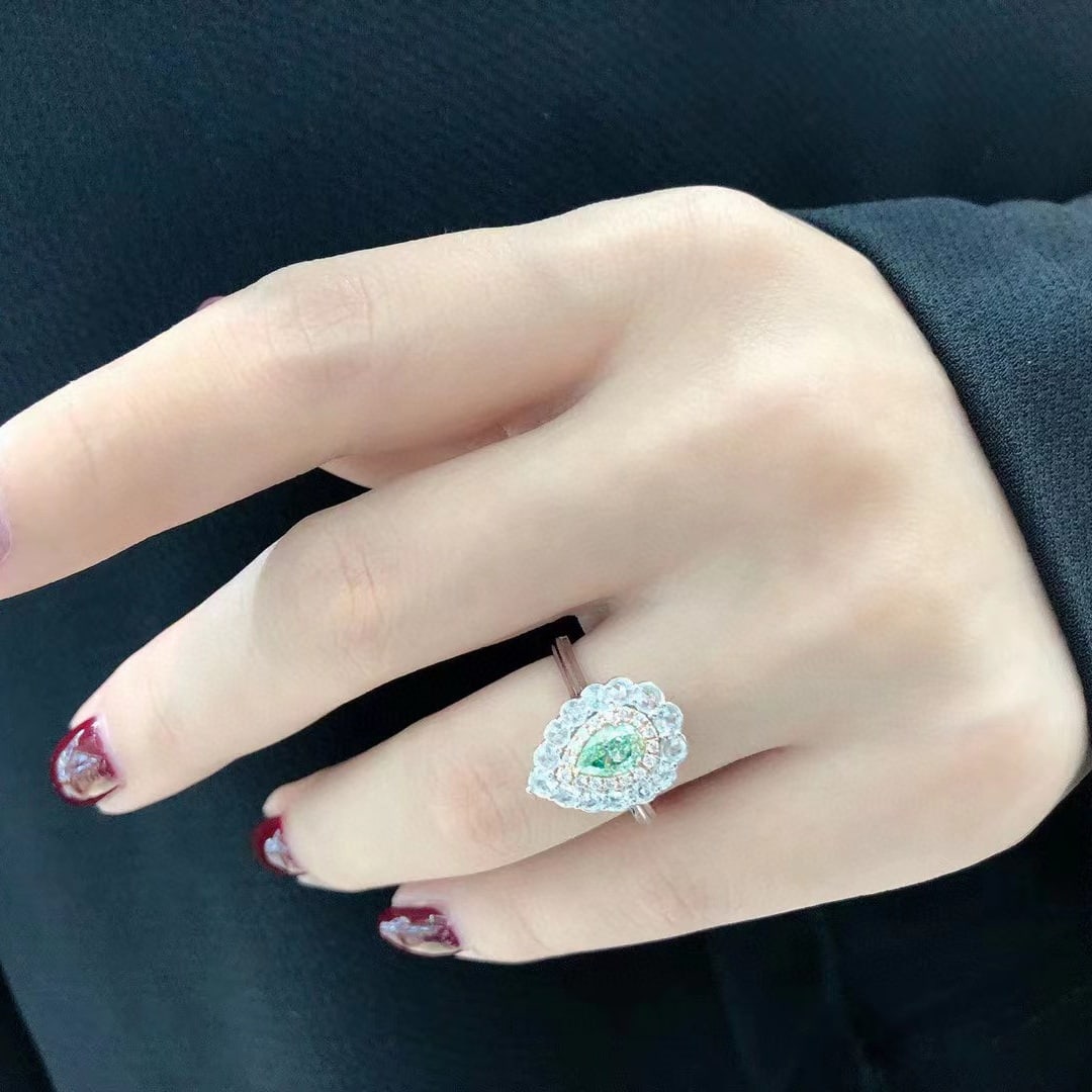 14k Gold 0.99 Ctw Natural Green Diamond & Diamond Ring - 4