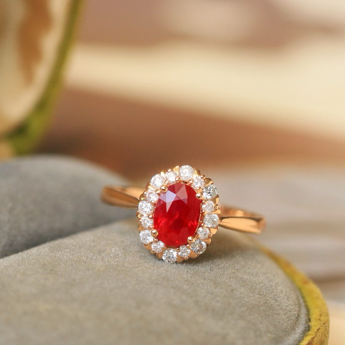 14k Gold 1.38 Ctw Natural Ruby & Diamond Ring: Ref:230996238 // gold content:14k gold // ring size:7. 25us // // main gemstone:ruby // shape:oval // carat weight:1. 02ct // color:pigeonblood red // treatment:natural // // adjacent gemstone 2 : dia
