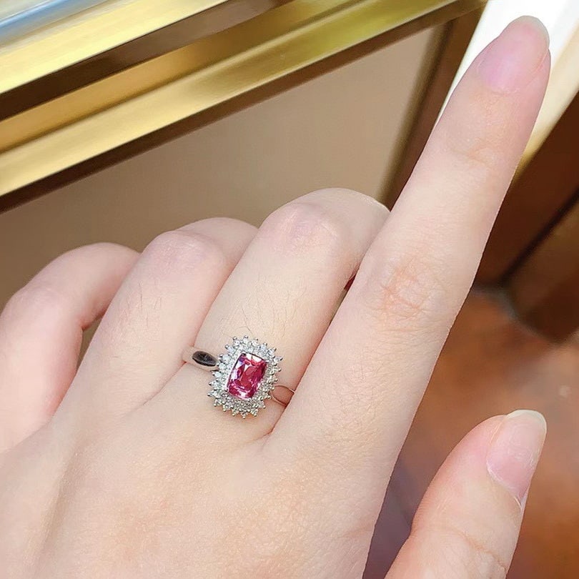 14k Gold 1.07 Ct Natural Padparadscha Sapphire & Diamond Ring - 4