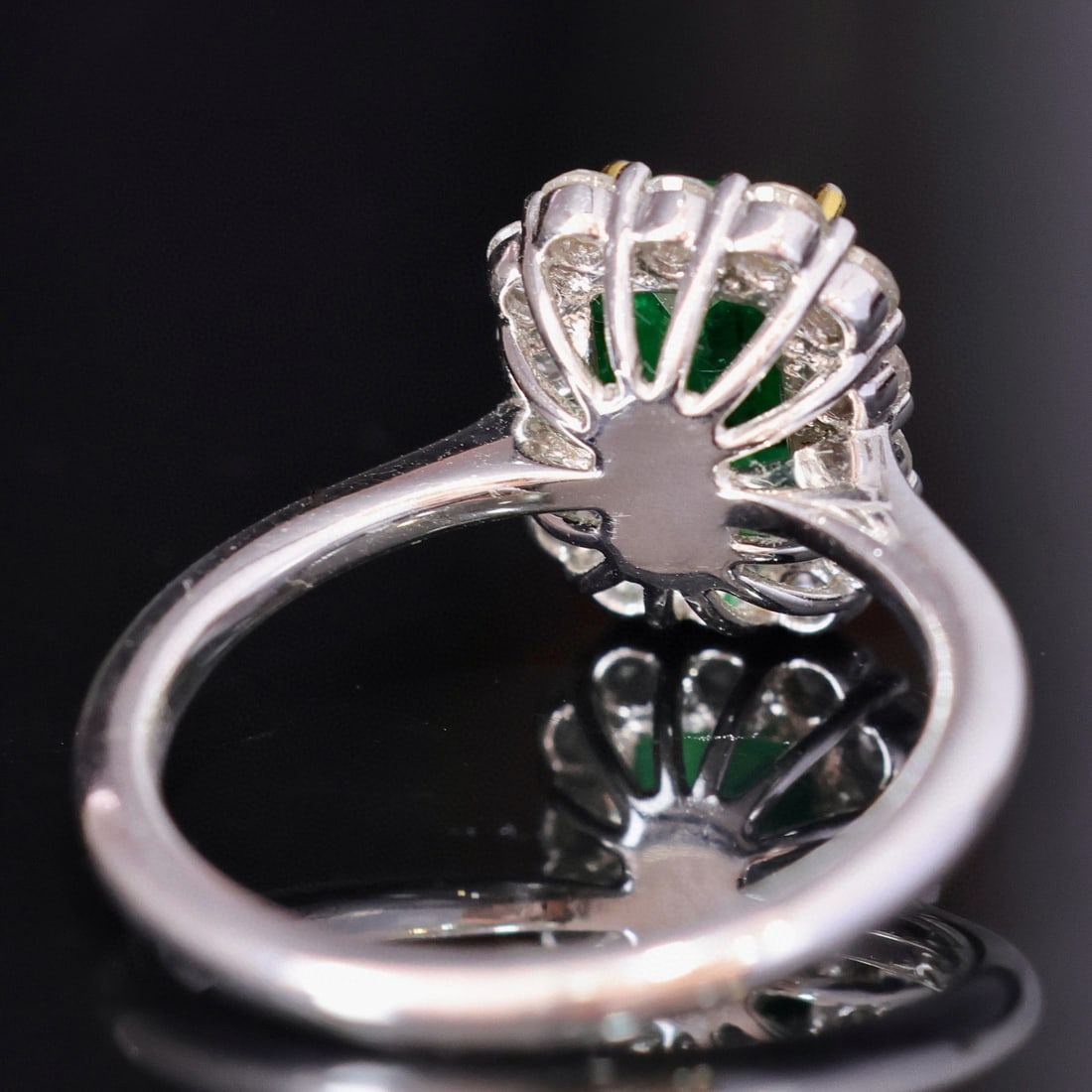 14k Gold 2.08 Ctw Vivid Green Natural Emerald & Diamond Ring - 5