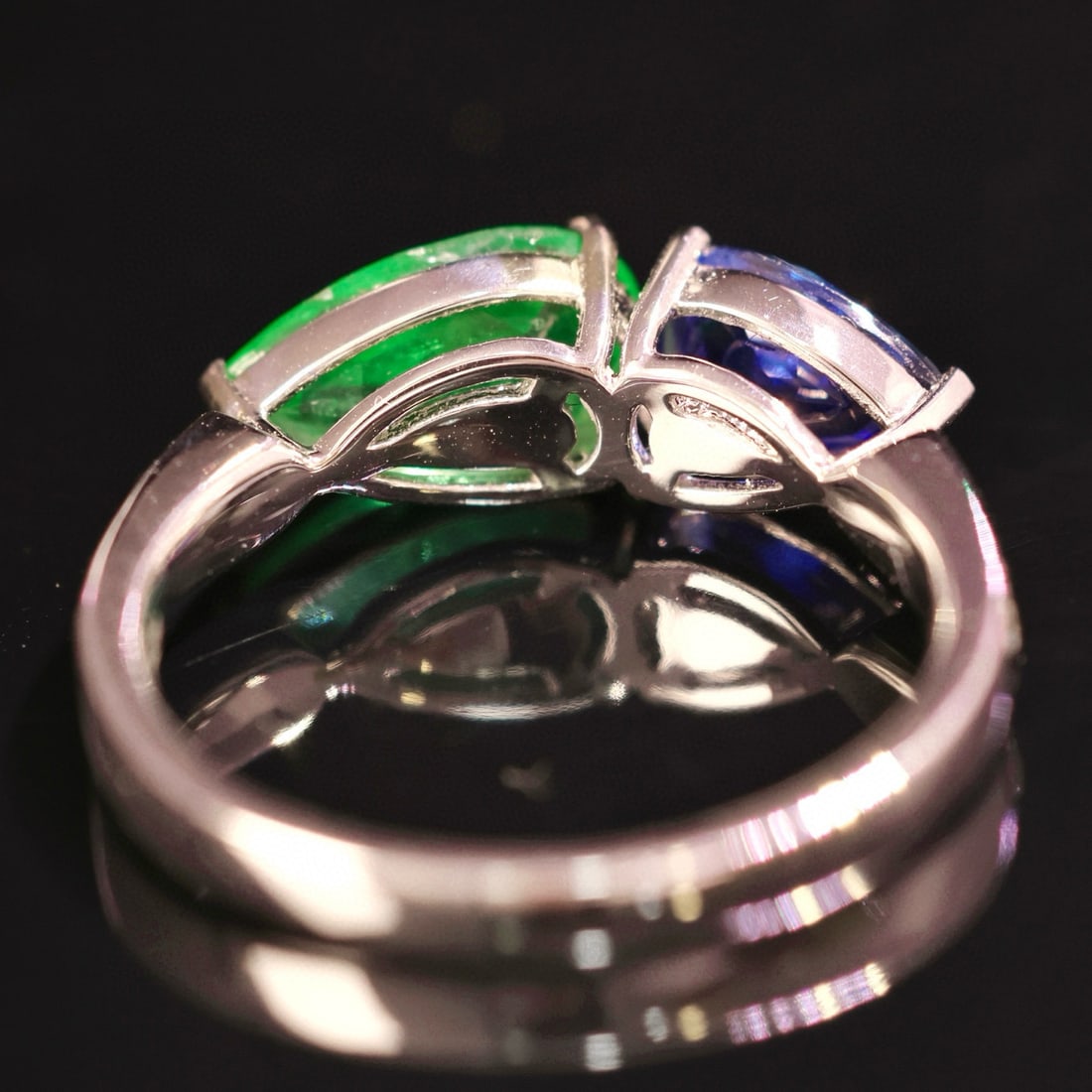 14k Gold 2.03 Ctw Vivid Green Natural Emerald & Sapphire & Toi Et Moi Ring - 5