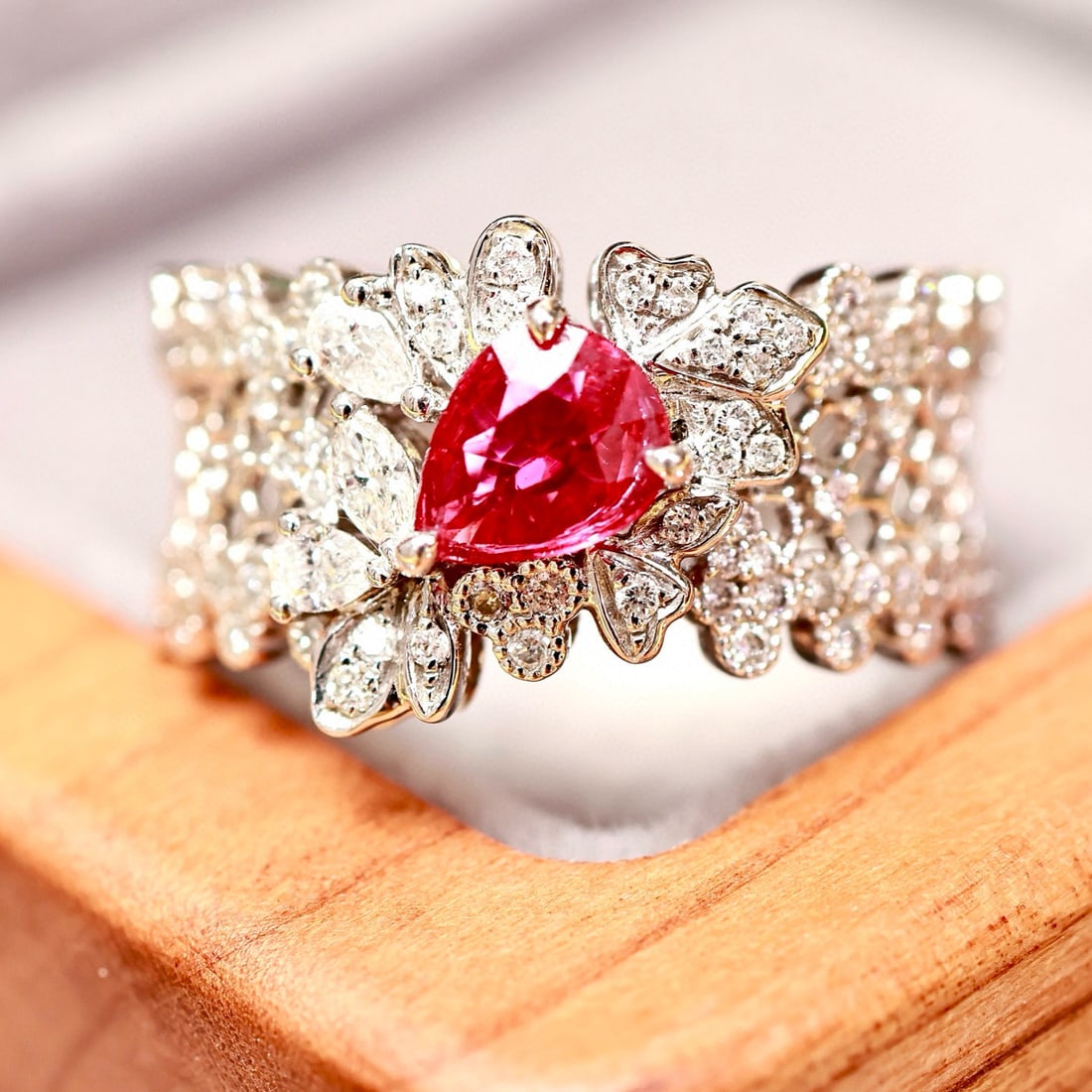 14k Gold 1.09 Ctw Natural Ruby & Diamond Ring - 5