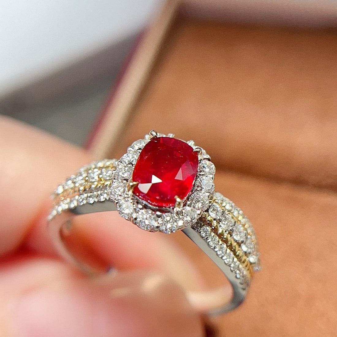 14k Gold 1.57 Ctw Natural Ruby & Diamond Ring - 5