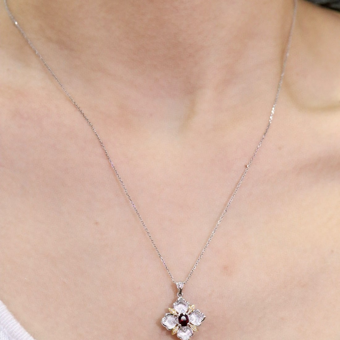 14k Gold 0.30 Ctw Natural Ruby & Diamond Pendant( Without Chain ) - 2