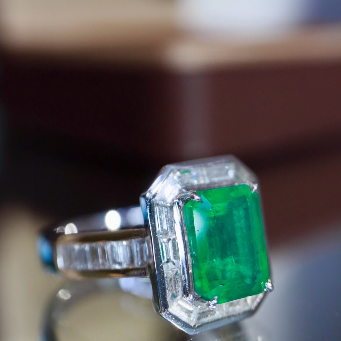 14k Gold 3.37 Ctw Vivid Green Natural Emerald & Diamond Ring - 6