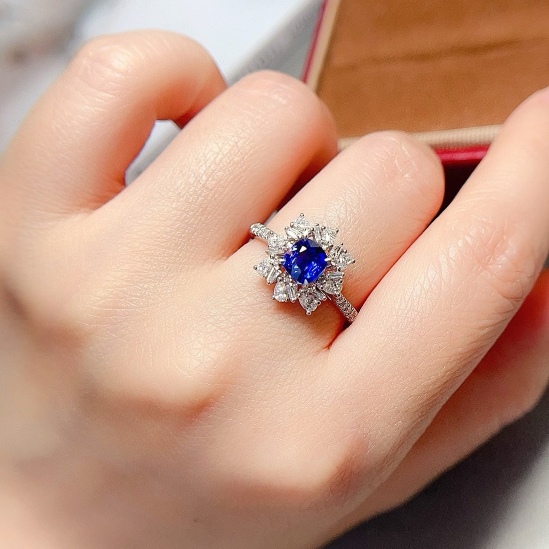 14k Gold 1.66 Ctw Natural Sapphire & Diamond Ring - 5